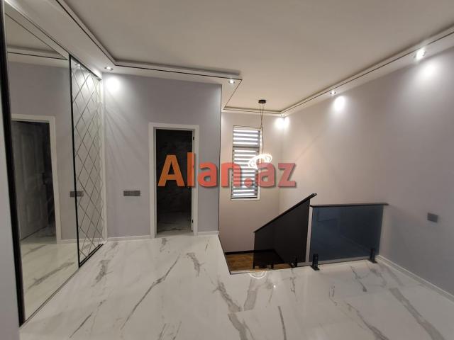 Mərdəkanda  bağ evi satılır