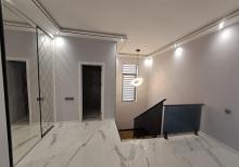 Mərdəkanda  bağ evi satılır