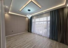 Mərdəkanda  bağ evi satılır