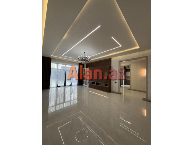 Mərdəkanda  bağ evi satılır