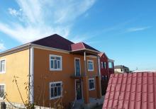 Buzovnada həyət evi satılır