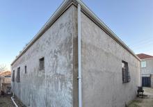 Buzovnada həyət evi satılır