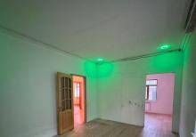 Buzovnada həyət evi satılır