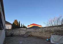 Buzovnada həyət evi satılır