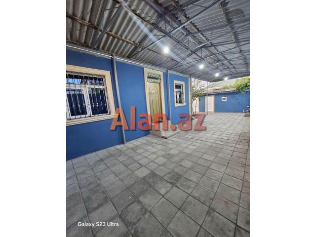 Buzovnada həyət evi satılır