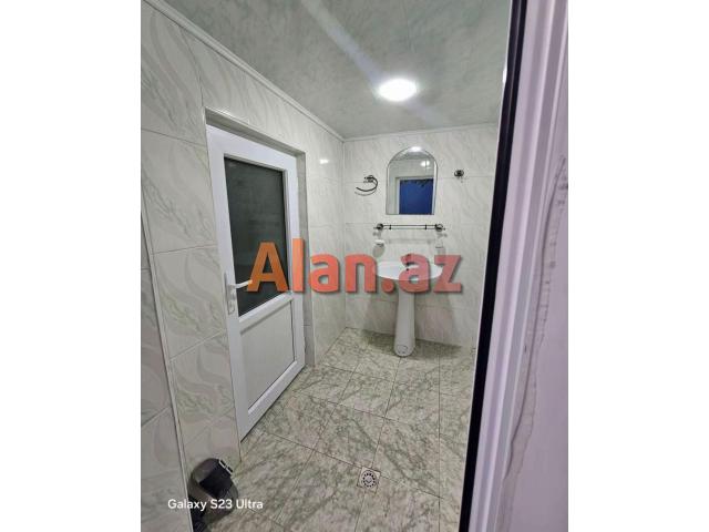 Buzovnada həyət evi satılır