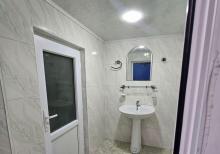 Buzovnada həyət evi satılır