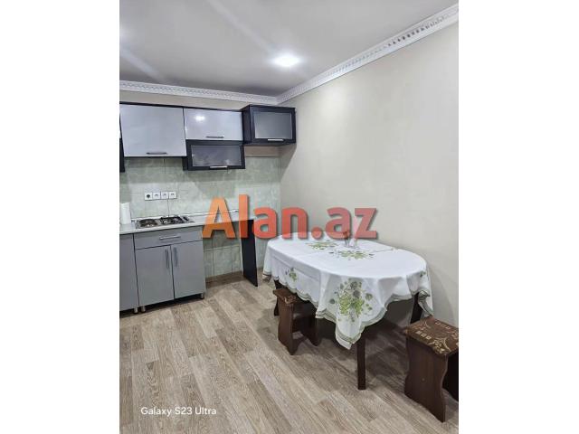 Buzovnada həyət evi satılır