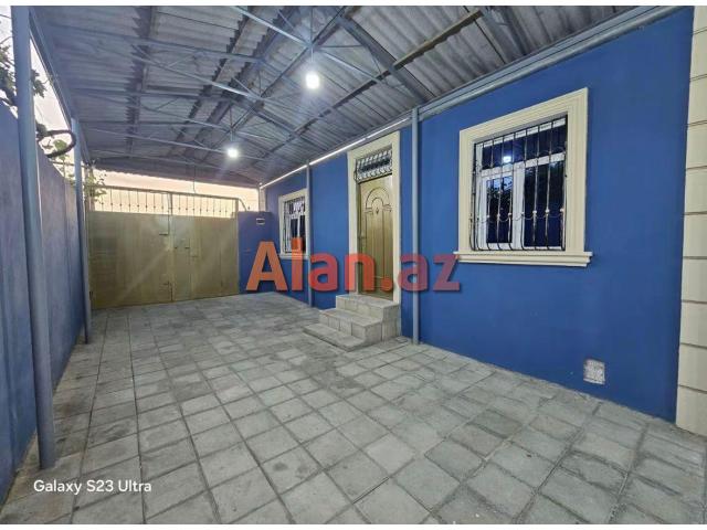 Buzovnada həyət evi satılır