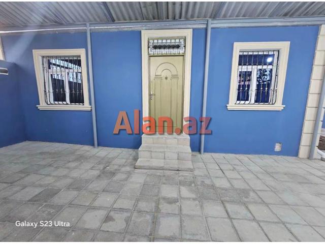 Buzovnada həyət evi satılır