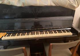 Antik Pianino Belarus