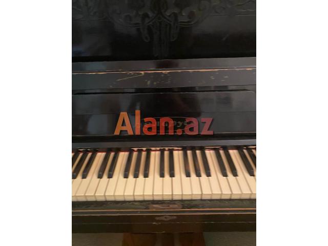 Antik Pianino Belarus