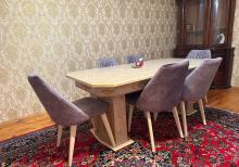 Masa dəsti satılır.