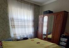 4 otaq heyet evi satllr iki mertebe