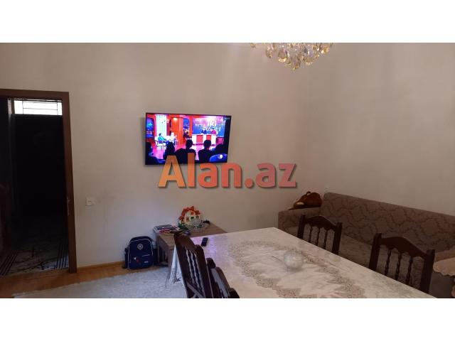 4 otaq heyet evi satllr iki mertebe