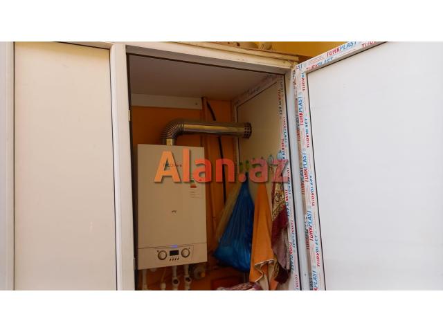 4 otaq heyet evi satllr iki mertebe