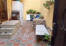 4 otaq heyet evi satllr iki mertebe