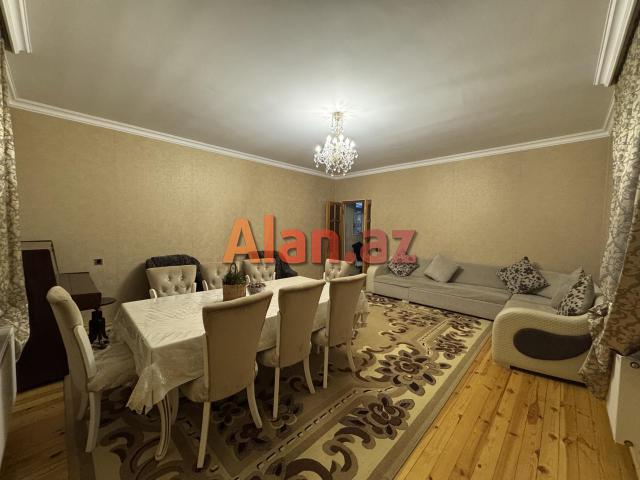 BILECERIDE 4 OTAQLI HEYET EVI SATILIR