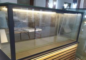 Şirniyyat ücün soyuducu