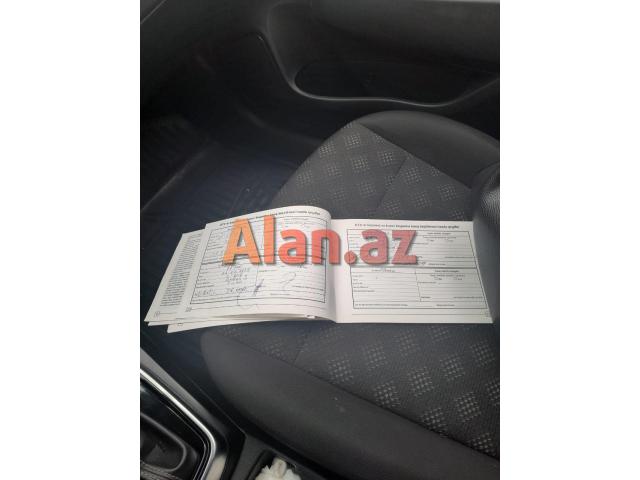 Etibarlı, ekonom KİA RİO X-line satılır