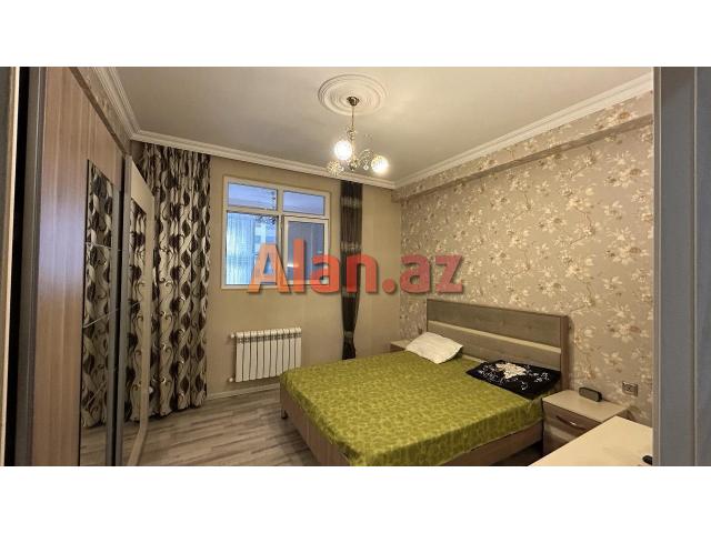 Əhmədli metrosu yaxınlığında 3 otaqlı mənzil