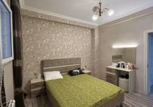 Əhmədli metrosu yaxınlığında 3 otaqlı mənzil