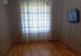 Köhnə Günəşli Gəncə prospektində 2 otaqlı mənzil