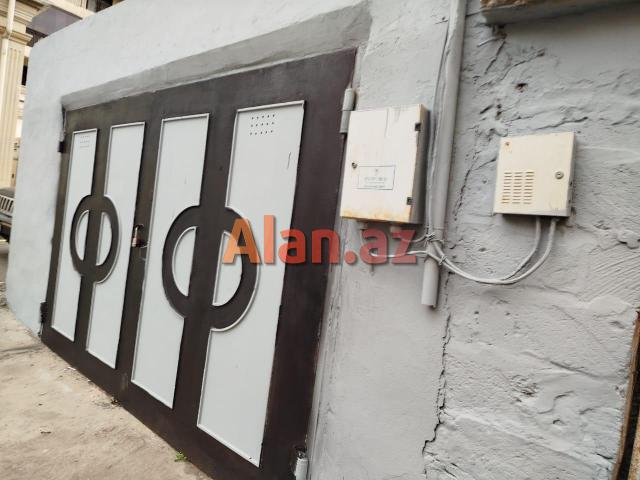 nerimanovda 25kv qaraj satilir