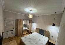 Köhnə Günəşlidə Lelinqrad proyektli 3  otaqlı mənzil