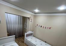 Köhnə Günəşlidə Lelinqrad proyektli 3  otaqlı mənzil