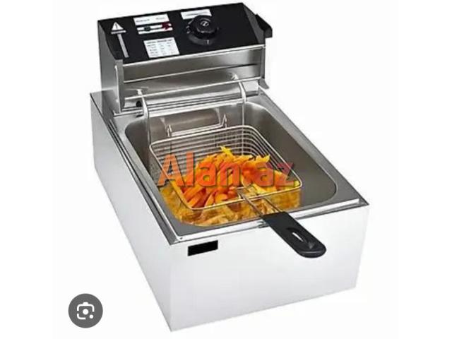 Fritoz aparatı satılır.