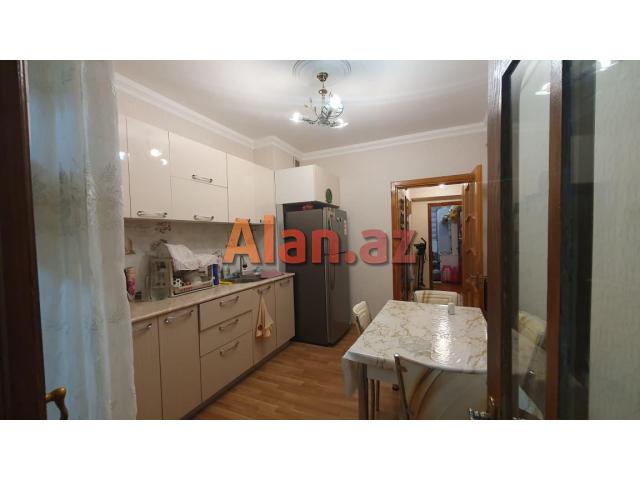 Xalqlar Dostluğu metrostansiyasına yaxın 3 otaqlı mənzil