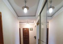 Xalqlar Dostluğu metrostansiyasına yaxın 3 otaqlı mənzil