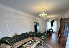 Buzovnada həyət evi satılır