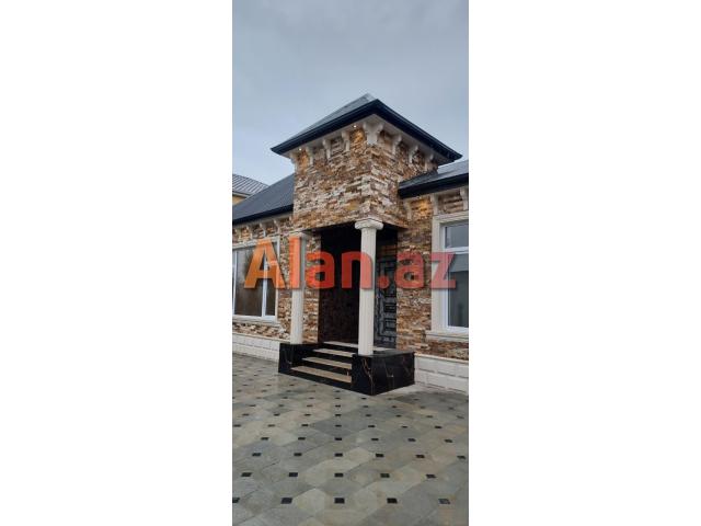 Buzovnada bağ evi satılır