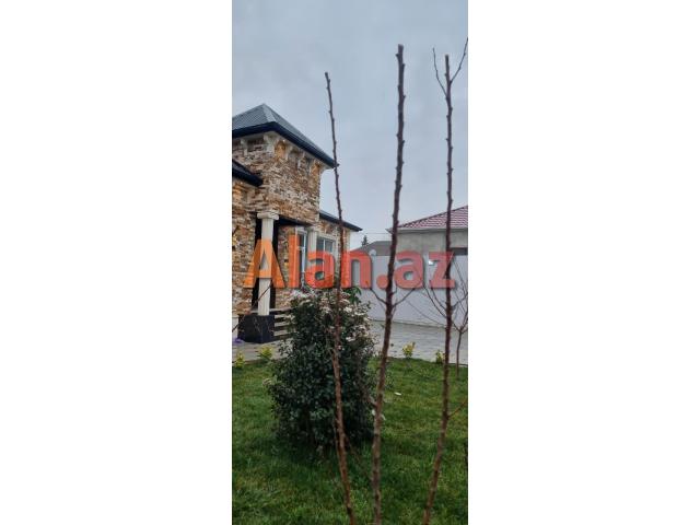 Buzovnada bağ evi satılır