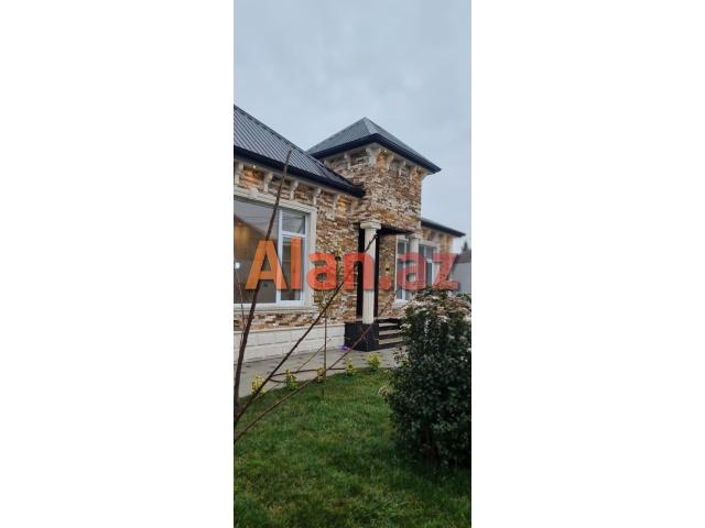 Buzovnada bağ evi satılır