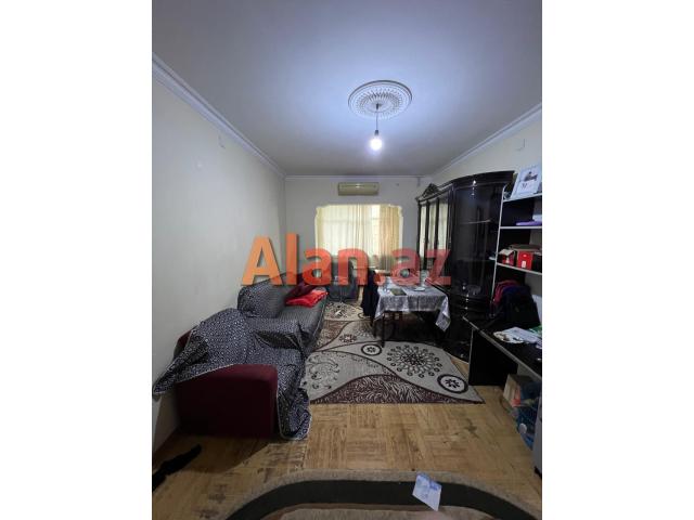 YENİ YASAMALDA MƏNZİL KÖHNƏ BİNADA LENİNQRAD LAHİYİYƏ