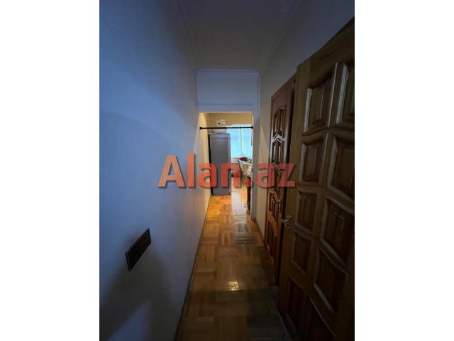 YENİ YASAMALDA MƏNZİL KÖHNƏ BİNADA LENİNQRAD LAHİYİYƏ