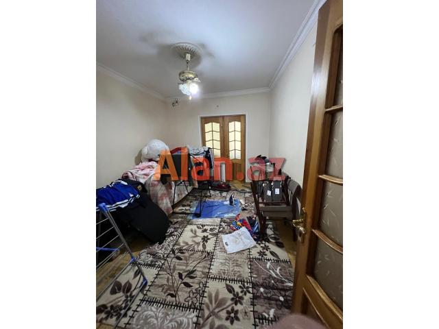 YENİ YASAMALDA MƏNZİL KÖHNƏ BİNADA LENİNQRAD LAHİYİYƏ