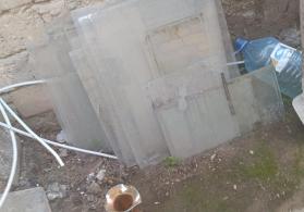 Pəncərə Şüşələri Satılır 12 List