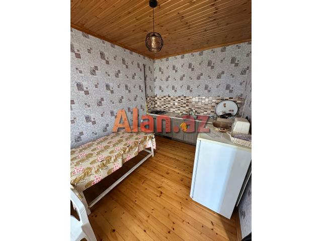 Buzovnada ev satılır