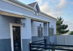 Buzovnada həyət evi satılır