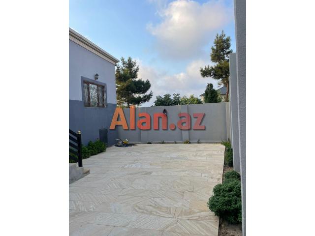 Buzovnada həyət evi satılır