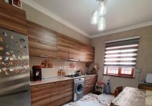 Buzovnada həyət evi satılır