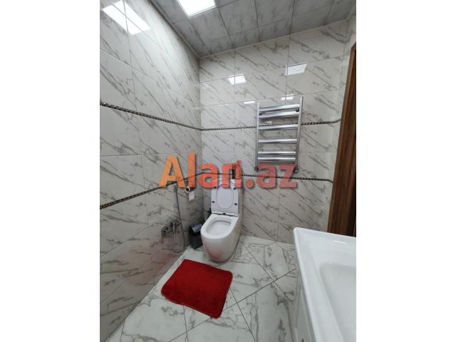 Buzovnada həyət evi satılır