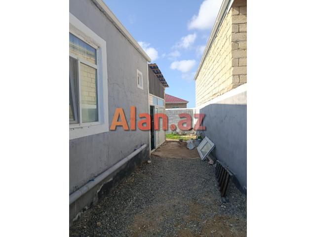Məştəğada 2 otaqlı həyət evi satılır