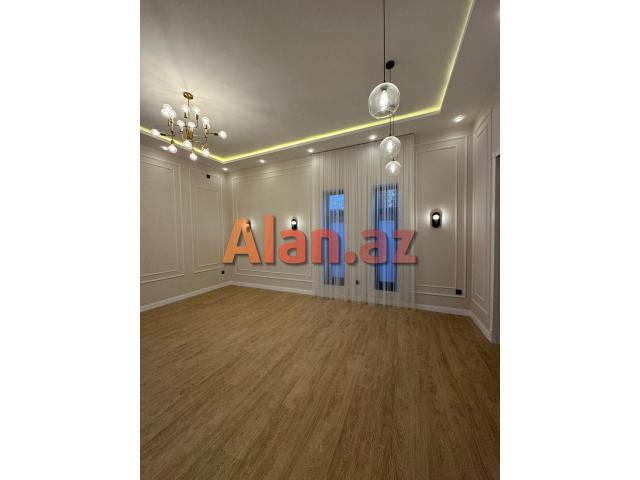 Mərdəkanda  bağ evi satılır