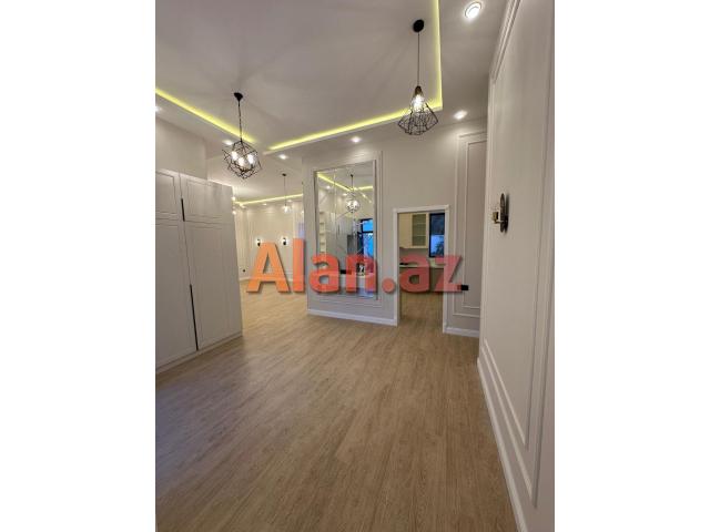 Mərdəkanda  bağ evi satılır