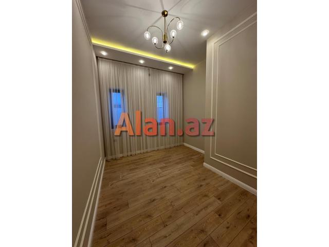 Mərdəkanda  bağ evi satılır